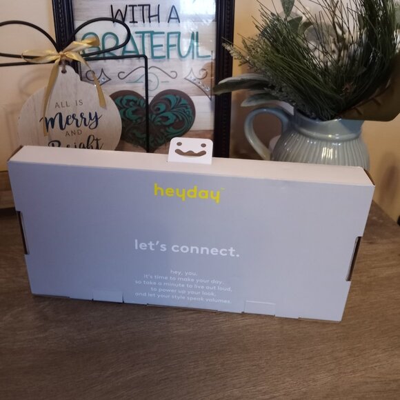 Bluetooth Wireless Keyboard - Picture 7 of 8